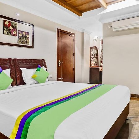 Treebo Symphony Hotels And Resorts Angamally Kizhake Chalakudi Exterior photo