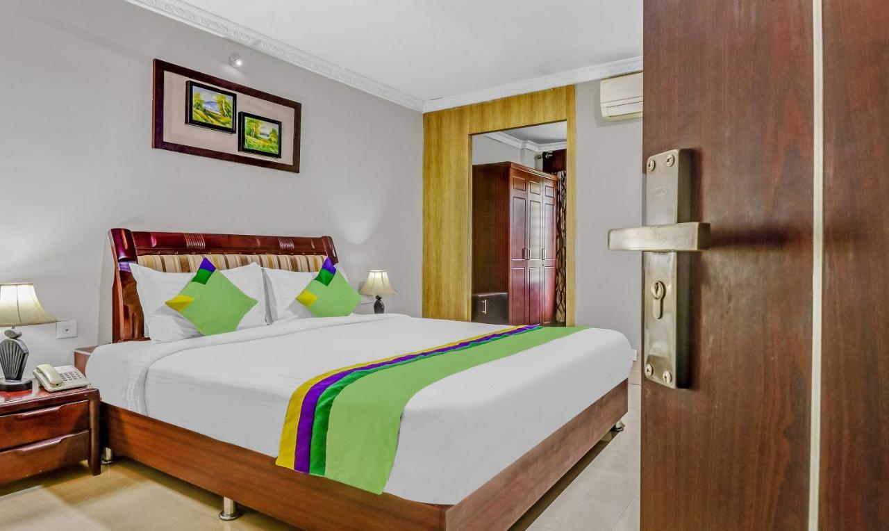 Treebo Symphony Hotels And Resorts Angamally Kizhake Chalakudi Exterior photo