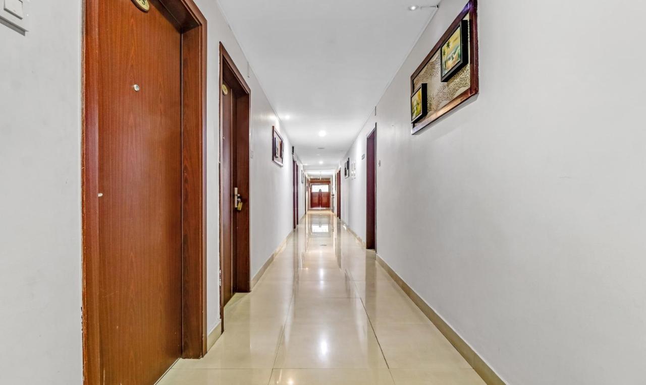 Treebo Symphony Hotels And Resorts Angamally Kizhake Chalakudi Exterior photo
