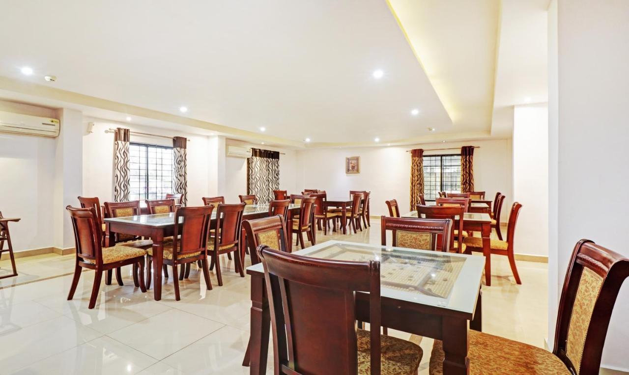 Treebo Symphony Hotels And Resorts Angamally Kizhake Chalakudi Exterior photo